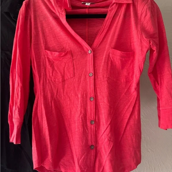 Express bundle of 3 3/4 sleeve button up cotton shirts Black, White, and Pink XS - Picture 3 of 6